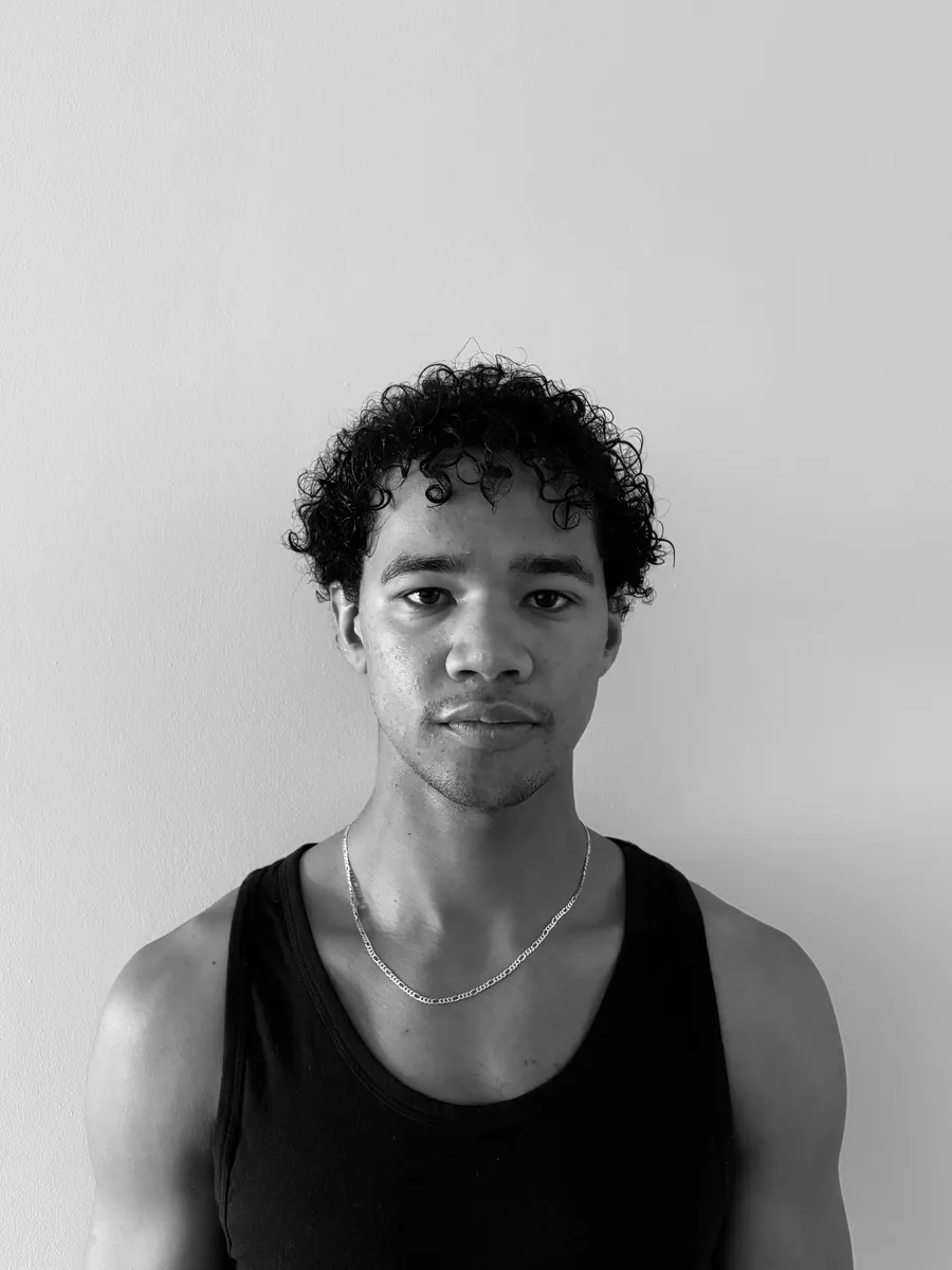 Cameron Groep, studio portrait